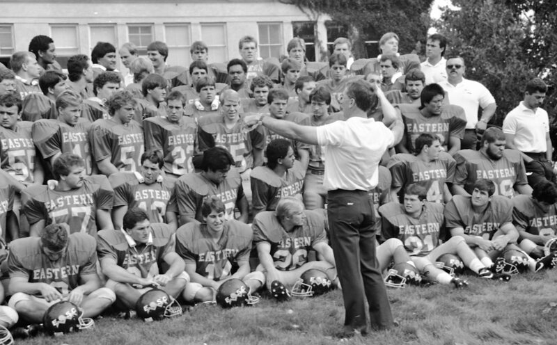 1986 Football Team, Set-up 07
