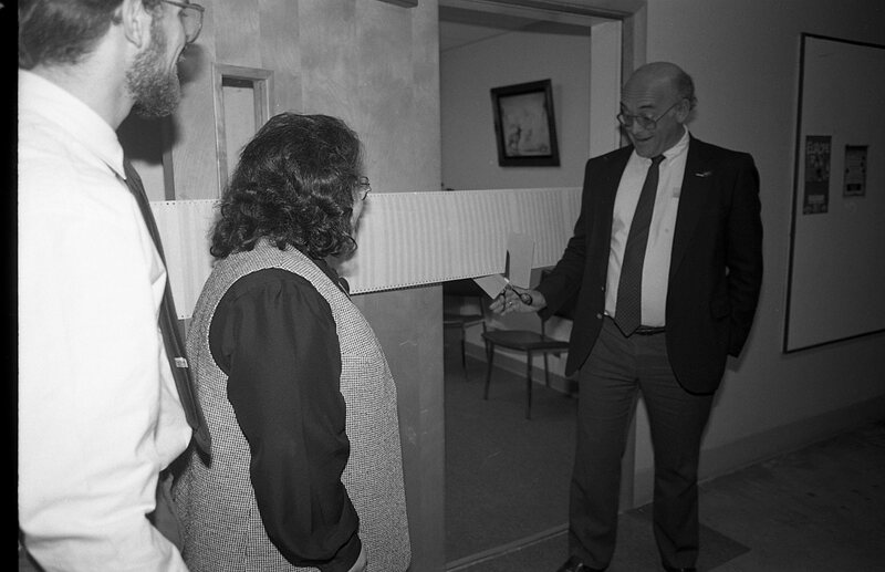 1991 Computer Center Open House, Ribbon Cutting 03