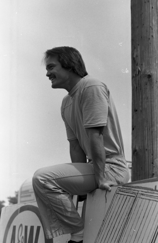 1981 Rodeo, Spectator