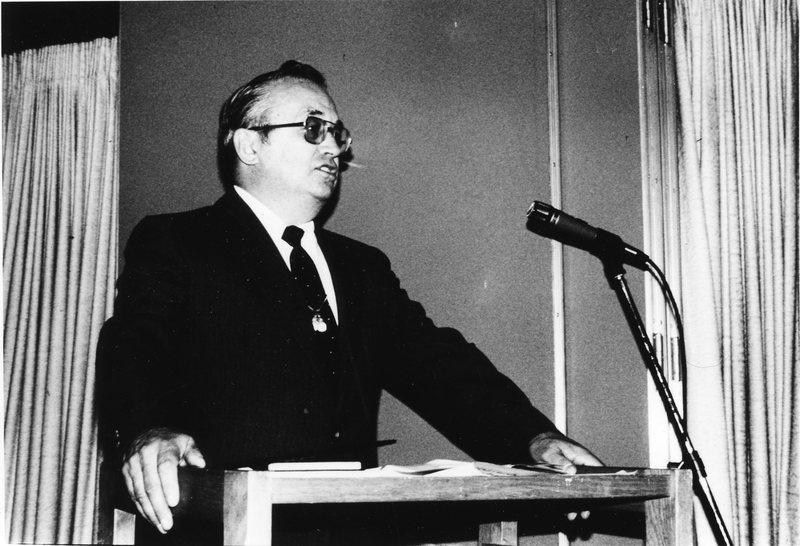 1989 Foundation, Glen Bates 1-2