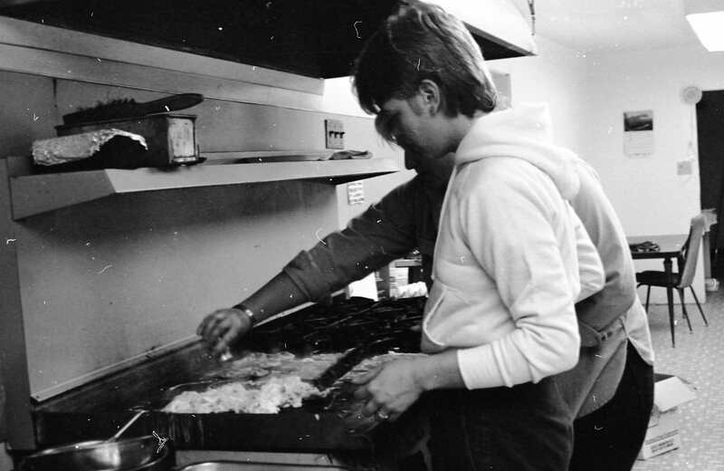 1985 Student Activities Retreat, Indoors 02