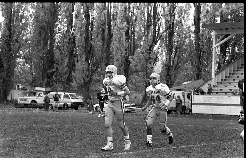 1990 Football Action, EOSC at Pacific University 05