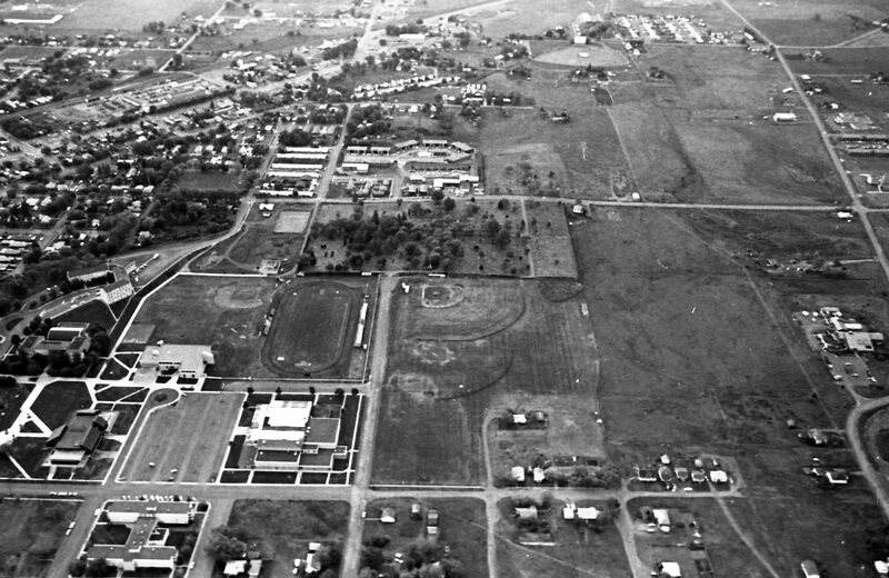 1977 Campus, Aerial Views 37