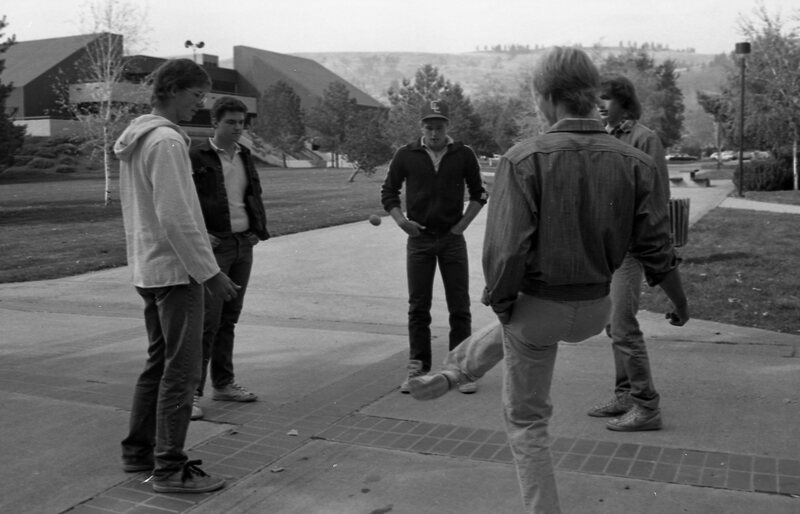 1985 Students, Hacky Sack 05