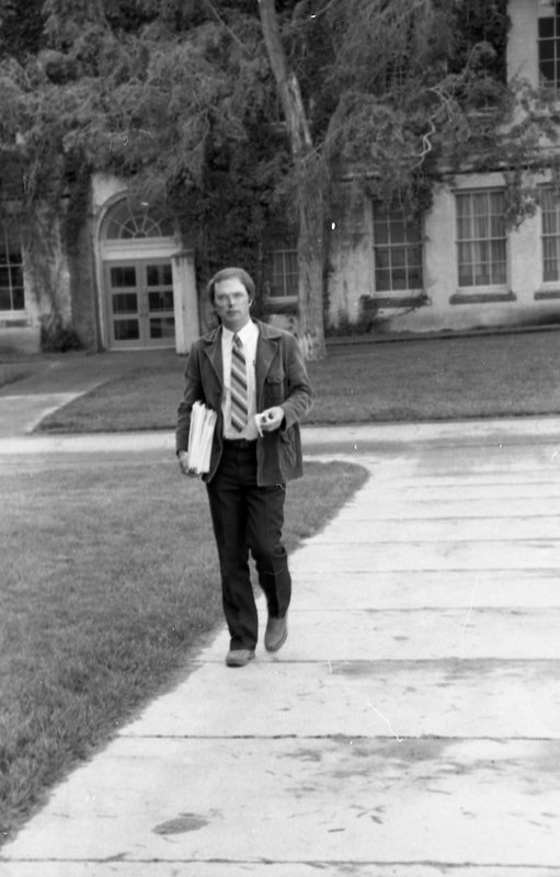 1985 Employee, Walking