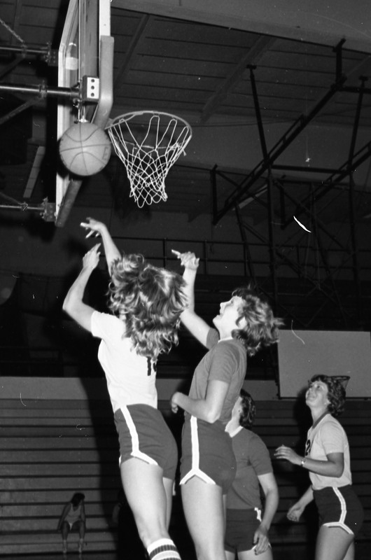 1979 Women's Basketball Action 17
