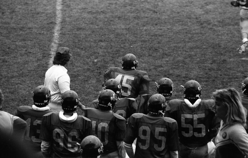 1985 Cheerleaders, Football Game 08