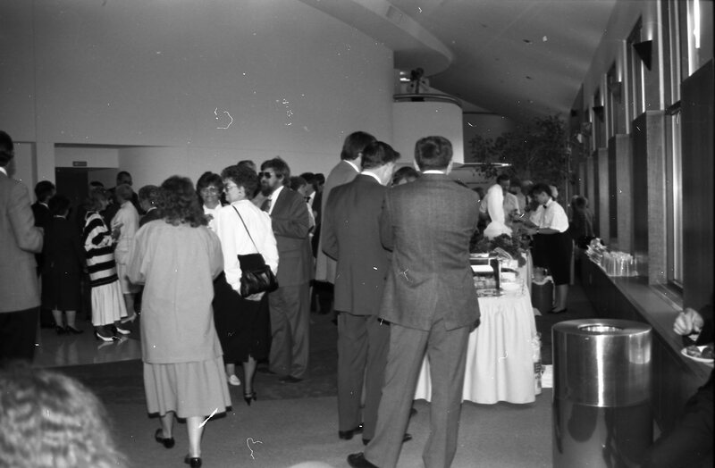 1990 Loso Hall Dedication, Reception 28