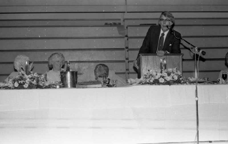 1982 Banquet Honors Briggs 19