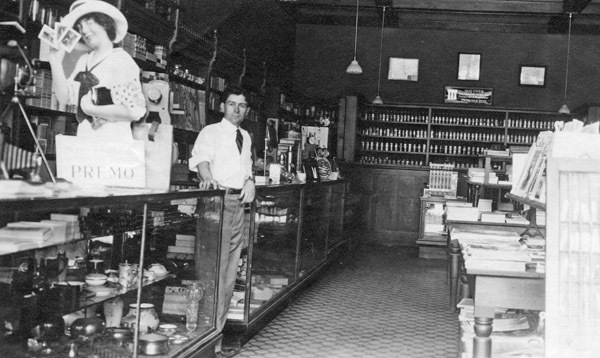 Store Interiors, Red Cross Drug 6