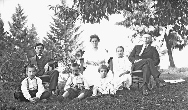 Reuter Group-T, Family 2
