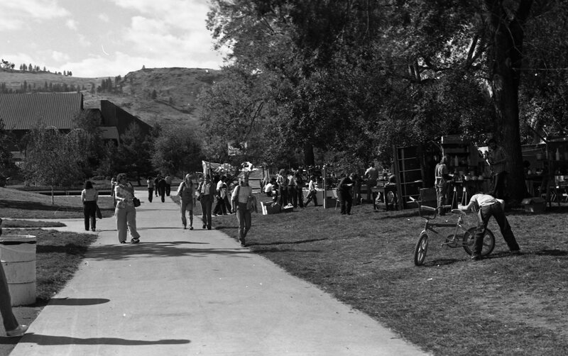 1982 October Folk Festival, Booths 06
