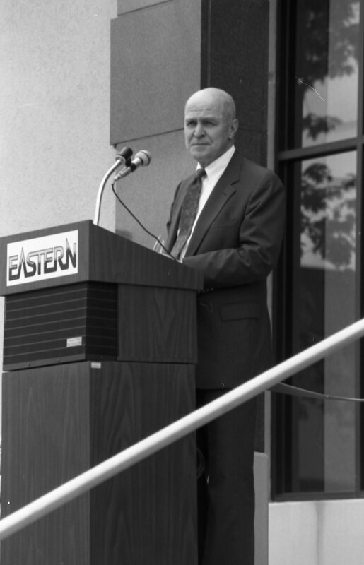 1990 Loso Hall Dedication 06