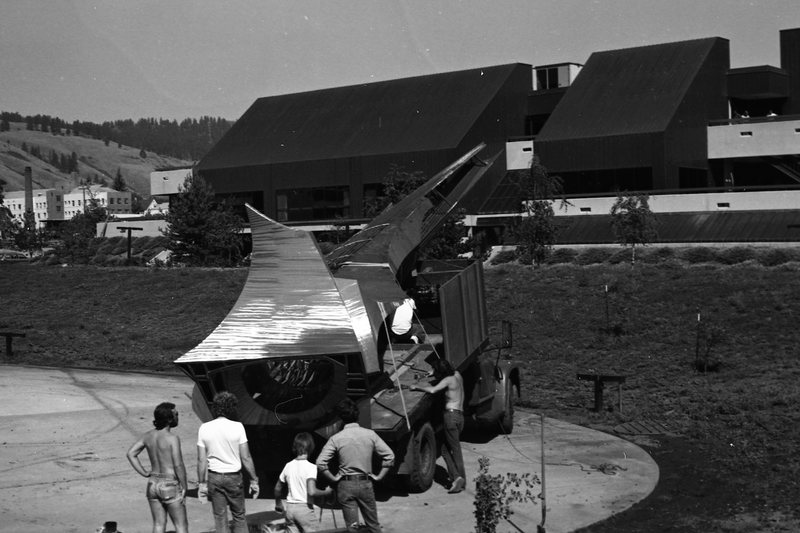 1981 Sculpture, Amphitheater Install 14