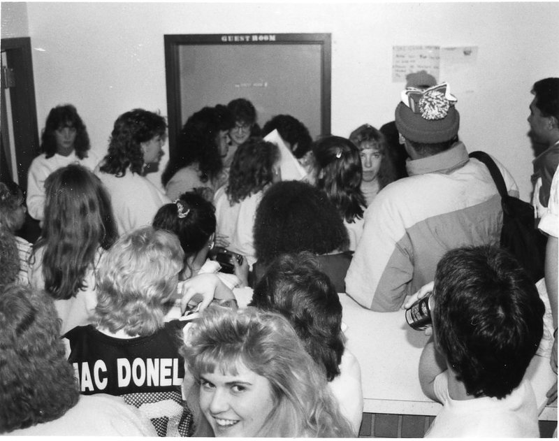 1988 Students, Surprise 01
