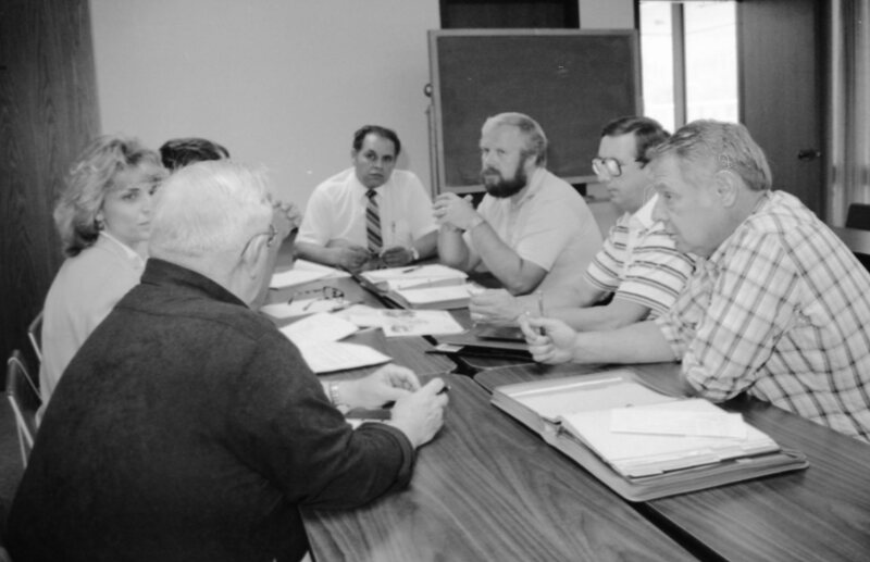 1986 Meeting, Fleetwood Enterprise 02