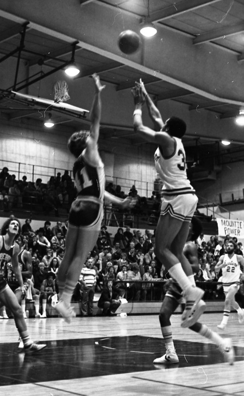 1980 Men's Basketball, February Home Game 10