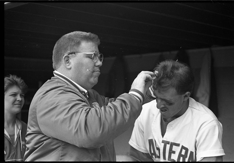 1991 Baseball Player, Injured 01