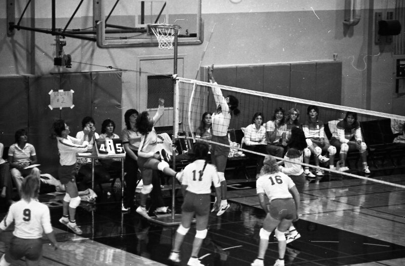 1984 Volleyball Action 19