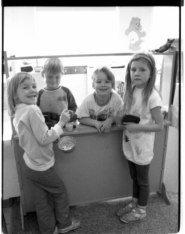 1989 Ackerman Elementary School, Playing 02