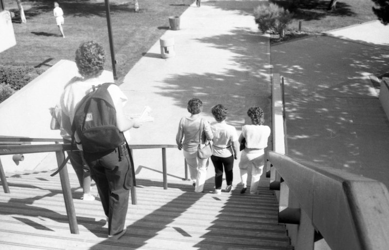 1986 Students, Outdoors in August 01