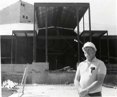 1989 Loso Hall Construction 04
