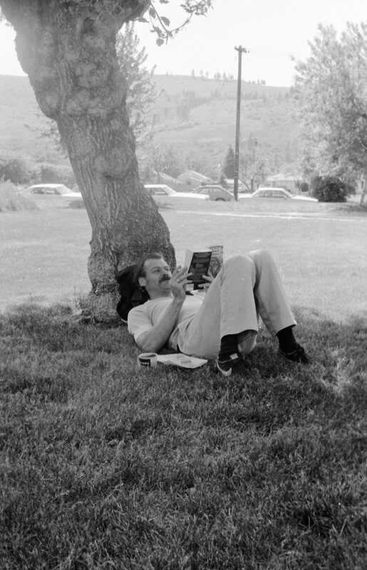 1983 Student, Reading 05