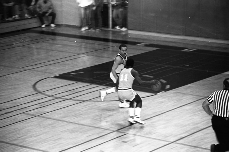 1984 Basketball Action, EOSC vs. LCSC 01