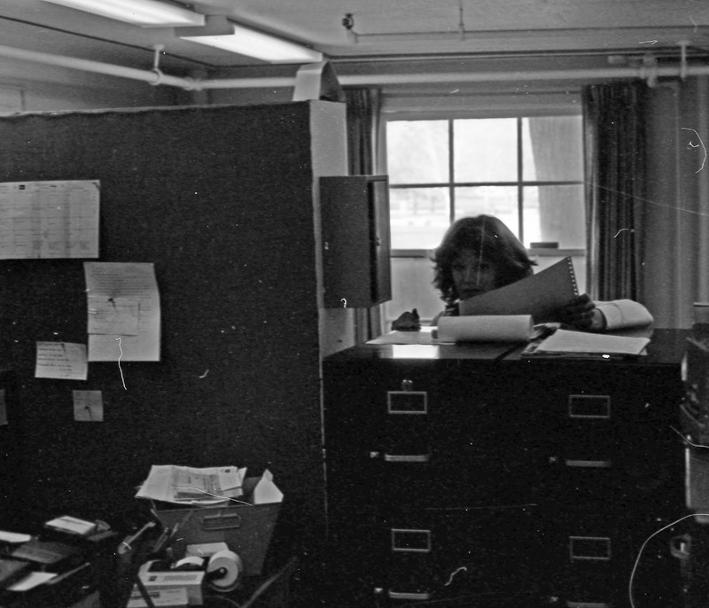 1985 Employee, Unidentified Woman B