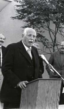 1981 Zabel Hall Ceremony 01