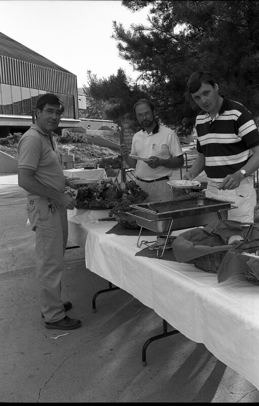 1989 Employees, BBQ 17