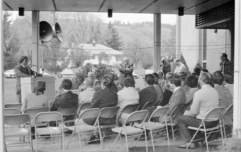 1983 Badgley Hall Dedication 13