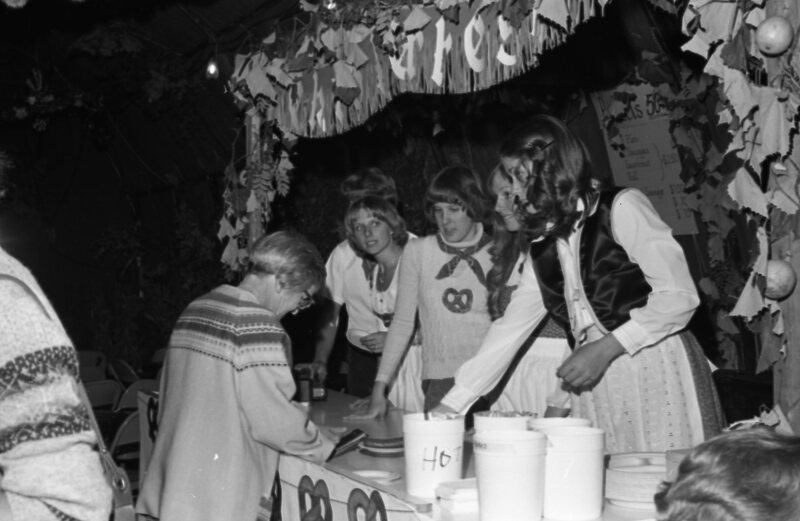 1977 Octoberfest, Bavarian Tent 08