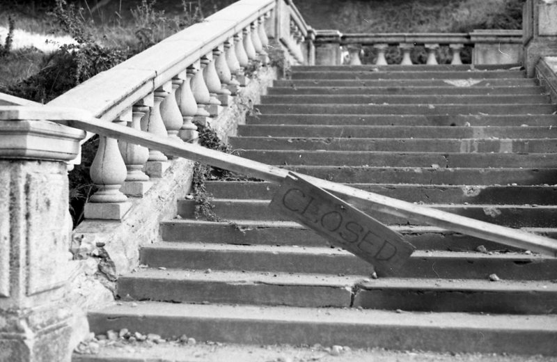1979 Grand Staircase Deteriorates 1