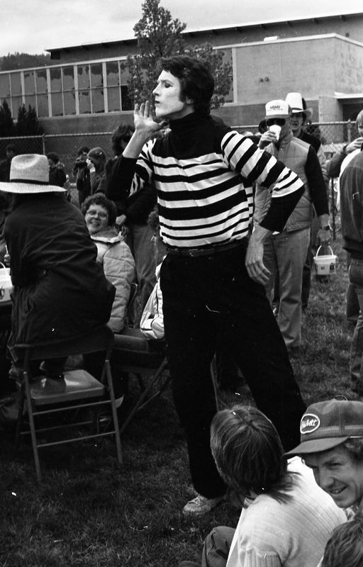 1982 Spring Festival, Mime 01