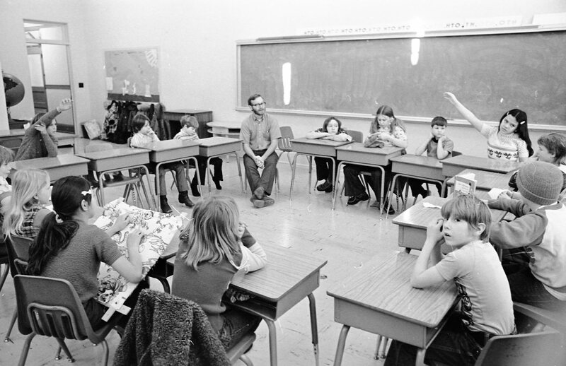 1974 Ackerman Elementary School, Classroom 04