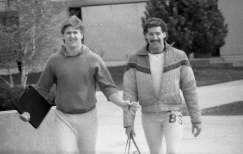 1986 Students, Outdoors in April 04