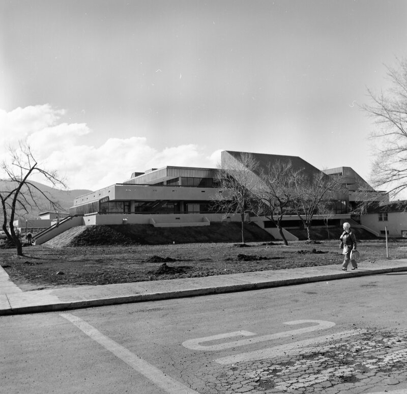 1973 Hoke Hall 05