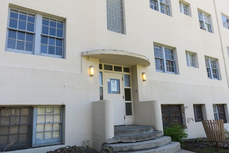 Dorian and Hunt Hall 72