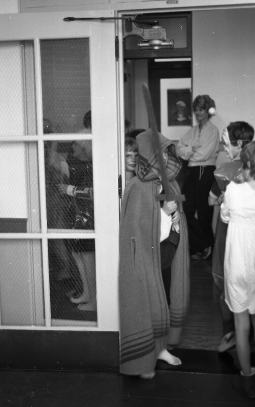 1983 Ackerman Elementary School, Halloween 06