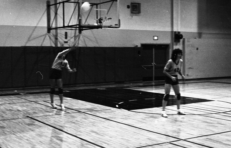 1981 Volleyball Action 15