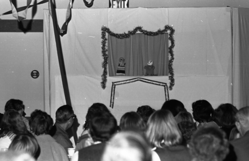 1977 Intercultural Entertainment 13
