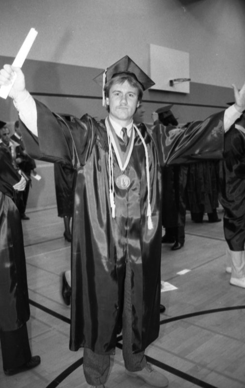 1988 Graduates, Indoors 01