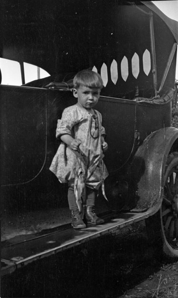Elgin, Fred Hill in 1923 1
