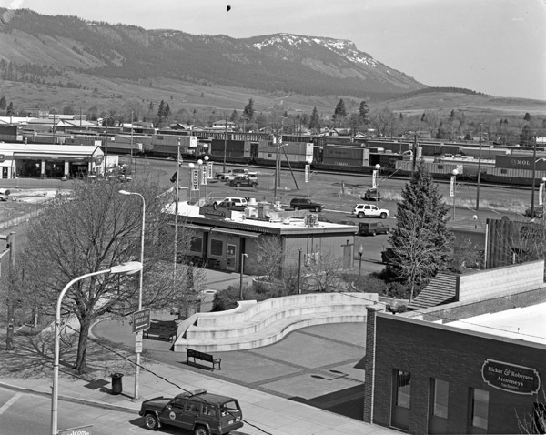 La Grande, Elevated View 2