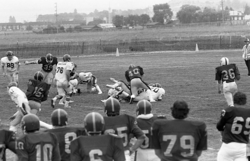 1982 Football, Alumni Game 12