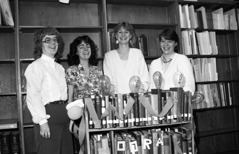1986 Employees, Walter M. Pierce Library Staff 03