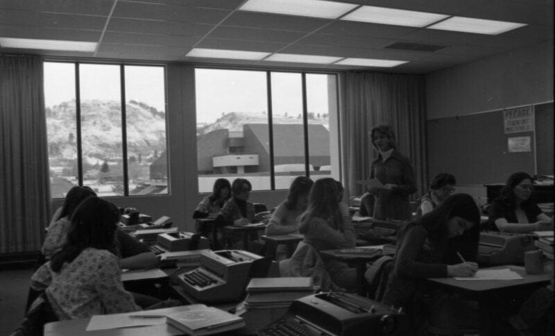 1976 Classroom, Typing 09