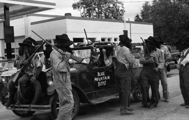 1981 Eastern Oregon Livestock Parade, Blue Mountain Boys 09