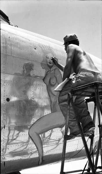 B-24, "Queen Mae" 1
